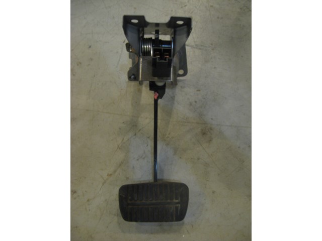 03 Subaru IMPREZA Brake Pedal  R12278