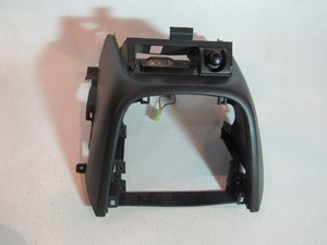 03 Subaru IMPREZA Center Radio Trim Bezel  R12281