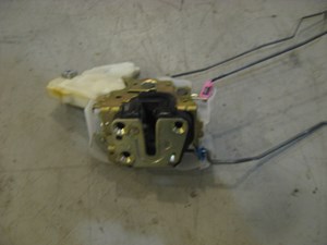 03 Subaru IMPREZA Front RH Door Lock Actuator  R12330