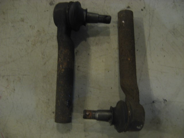03 Subaru IMPREZA Tie Rod Ends  R12402