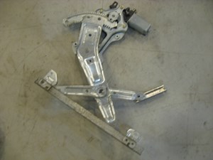 03 Subaru IMPREZA Rear LH Driver Window Motor  R12422