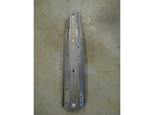 03 Subaru IMPREZA LH Driver B Pillar Bracket  R12448