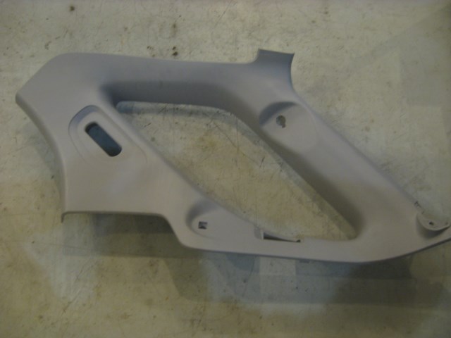 03 Subaru IMPREZA Rear RH Hatch C Pillar Trim  R12465