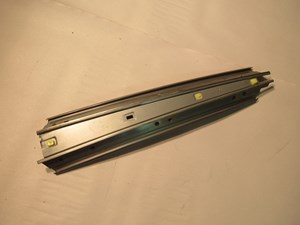 03 Subaru IMPREZA RH Passenger B Pillar Bracket  R12469