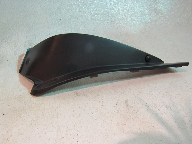 03 Subaru IMPREZA RH Passenger Tail Lamp Trim  R12515