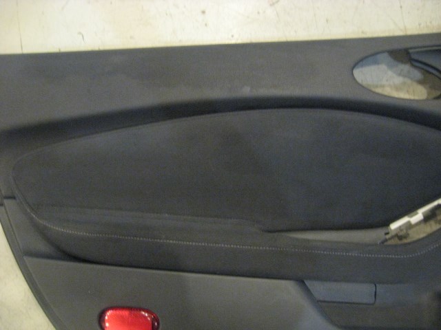 11 Nissan 370Z LH Driver Door Trim Panel  R13169