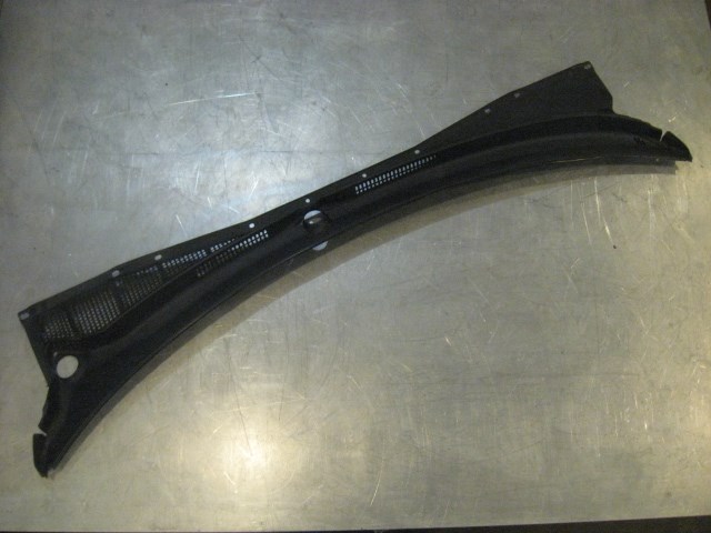 01 Subaru LEGACY Wiper Cowl Vent Panel 91411AE01A R17342