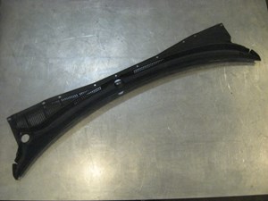 01 Subaru LEGACY Wiper Cowl Vent Panel 91411AE01A R17342