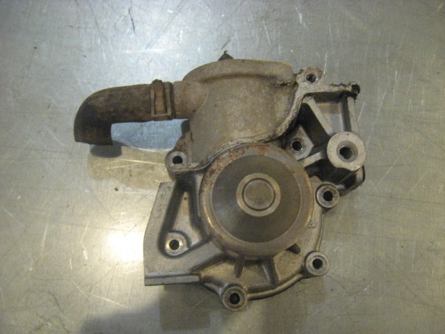 01 Subaru LEGACY Water Pump / Thermostat Assembly  R17374