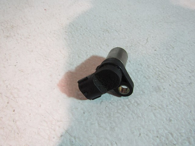 01 Subaru LEGACY Camshaft Position Sensor  R17379