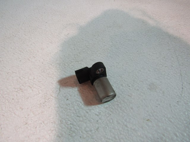 01 Subaru LEGACY Camshaft Position Sensor  R17379