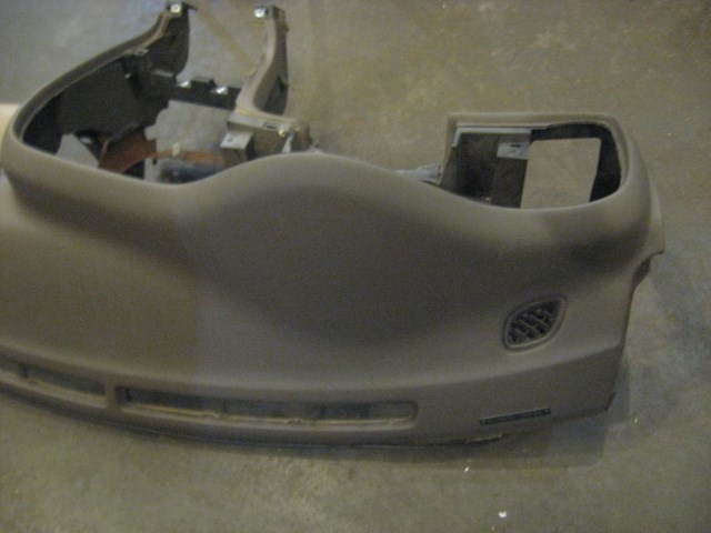 01 Subaru LEGACY Outback Dash Panel  R17402