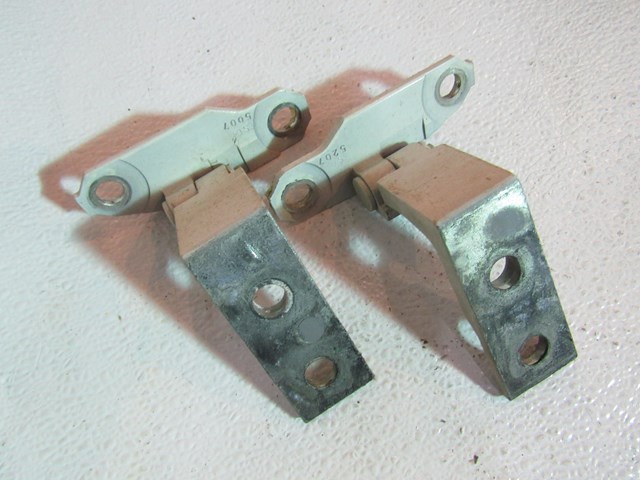 08 Infiniti G37 Coupe RH Door Hinge Set  R17453