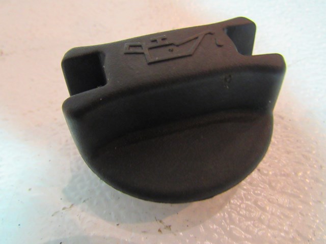 2008 Infiniti G37 Coupe Engine Oil Cap Filler Cap OEM R17483