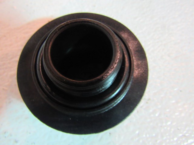 2008 Infiniti G37 Coupe Engine Oil Cap Filler Cap OEM R17483