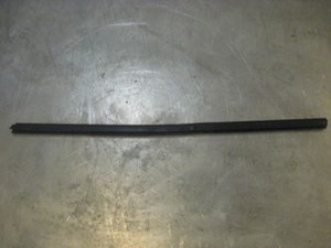 08 Infiniti G37 RH Passenger Interior Window Sill  R17529