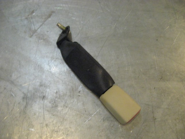08 Infiniti G37 Rear LH Driver Seat Belt Buckle  R17572