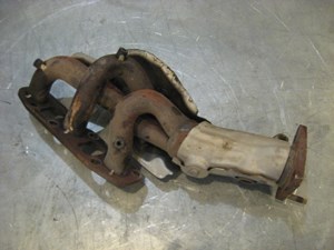 08 Infiniti G37 RH Exhaust Manifold Assy  R17617