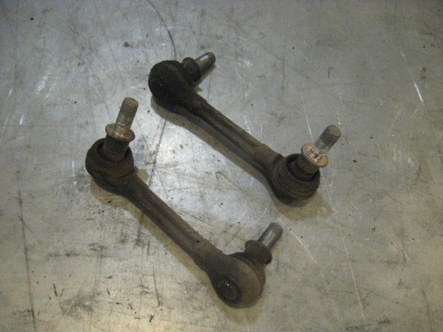 08 Infiniti G37 Rear Sway Bar Links  R17639