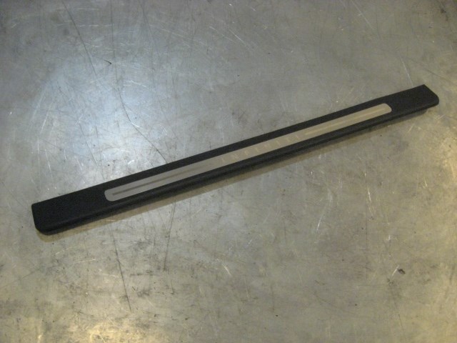 08 Infiniti G37 LH Driver Door Sill Plate 769B1JL00A R17641