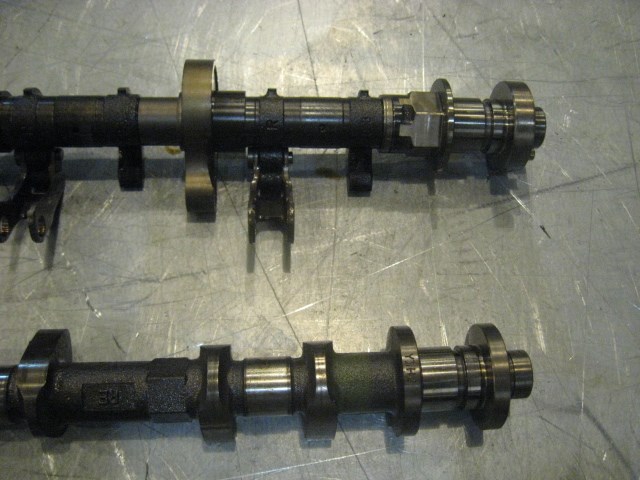 08 Infiniti G37 VQ37VHR RH Camshafts /W Mount  R17670