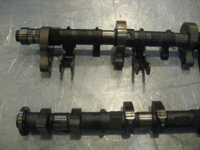 08 Infiniti G37 VQ37VHR RH Camshafts /W Mount  R17670