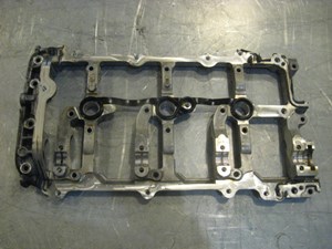08 Infiniti G37 VQ37VHR RH Camshafts /W Mount  R17670