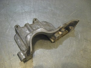 08 Infiniti G37 VQ37VHR LH Timing Cover Piece  R17677