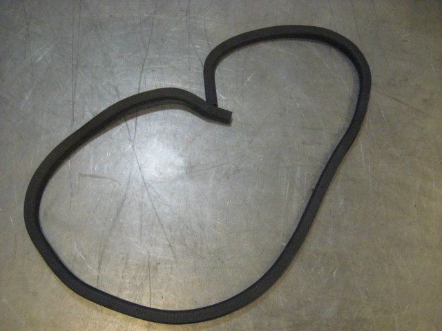 08 Infiniti G37 Rear Behind Seat Trunk Seal  R17703