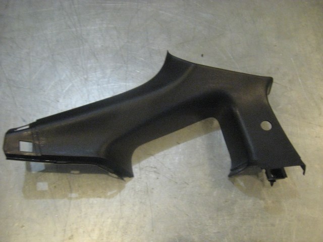 03 Nissan 350Z Rear LH Quarter Window Trim 76935 CD000 R17715