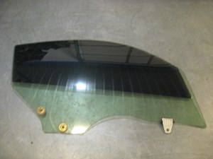 03 Nissan 350Z RH Passenger Door Glass  R17797