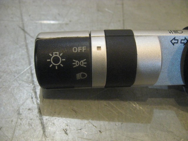 03 Nissan 350Z Headlamp Column Swtich  R17828