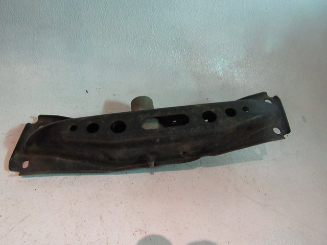 03 Nissan 350Z AT Transmission Bracket  R17917