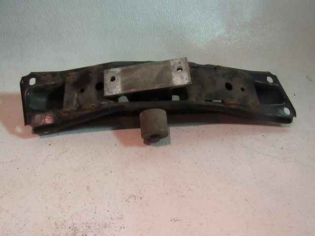 03 Nissan 350Z AT Transmission Bracket  R17917