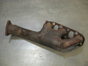 03 Nissan 350Z RH Passenger Exhaust Manifold  R17931