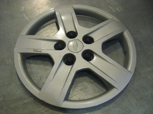 07  EQUINOX 1 in Wheel Hub Cap Cover  R17968