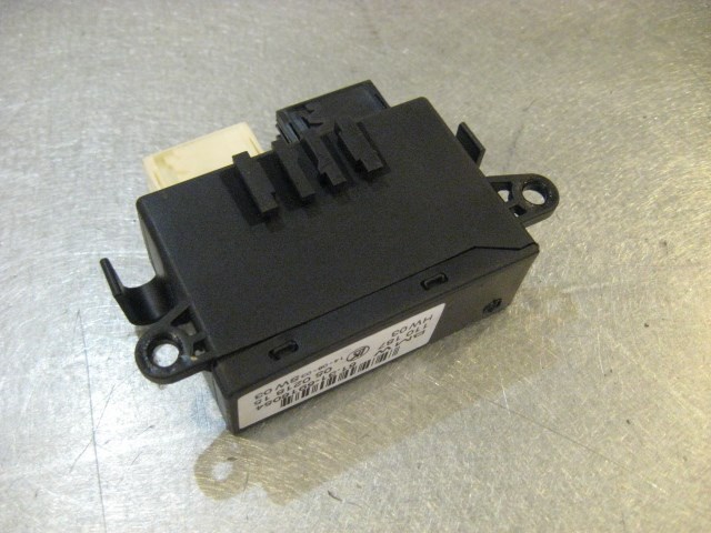 04 BMW M3 Seat & Mirror Memory Control Module 61316916054 R17984