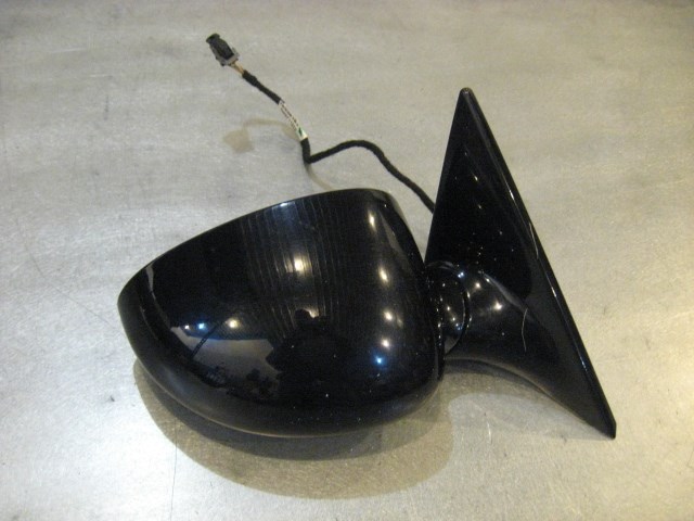 04 BMW M3 Front RH Fold In Door Mirror  R17987