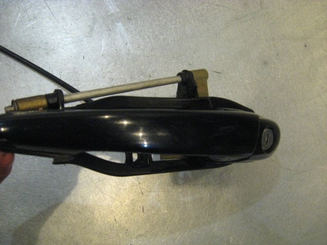 04 BMW M3 LH Driver Exterior Door Handle  R17994