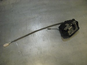 04 BMW M3 LH Driver Door Lock Actuator 7 011 247 R17995