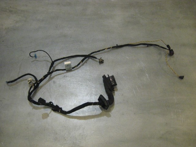 04 BMW M3 Front LH Door Wiring Harness  R17998