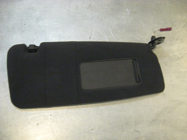 04 BMW M3 RH Interior Sun Visor  R18015