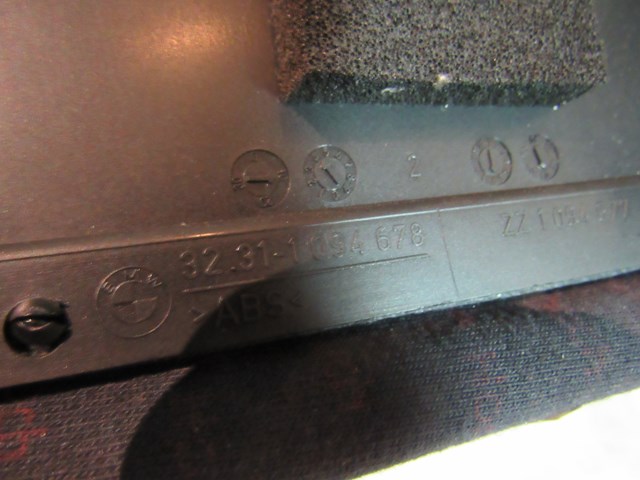 04 BMW M3 Upper Steering Column Cover Trim 32311094678 R18047