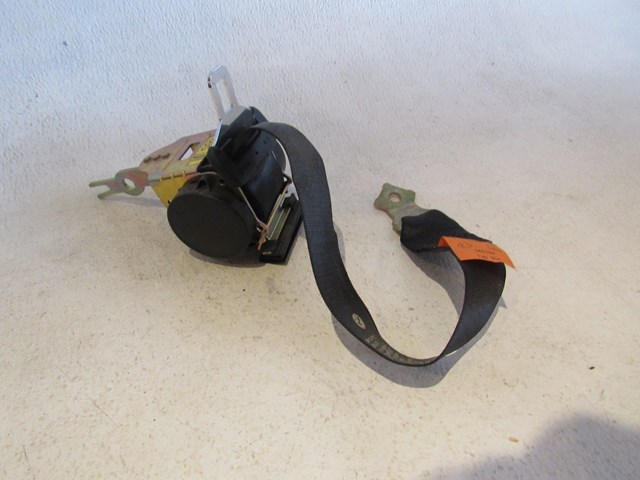 04 BMW M3 Rear LH Driver Seat Belt  R18056