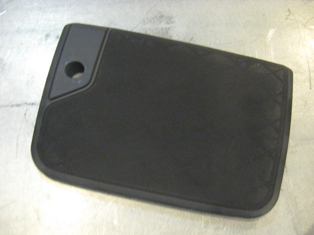 04 BMW M3 Rear LH Speaker Cover 51468243305 R18057