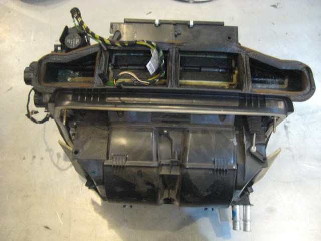 04 BMW M3 Heater Core Assembly 64116902870 R18145