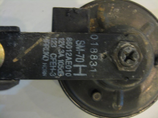 02 Subaru IMPREZA WRX Horn 86012AE010 R4408