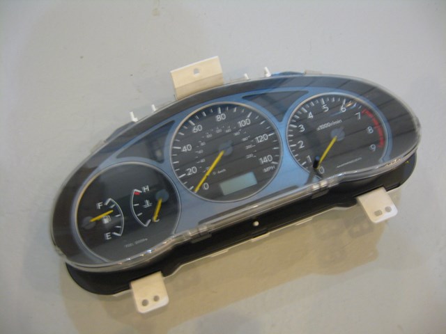 02 Subaru IMPREZA WRX Speedometer Cluster 85012 FE100  SUBARU R4428