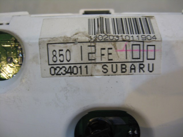 02 Subaru IMPREZA WRX Speedometer Cluster 85012 FE100  SUBARU R4428