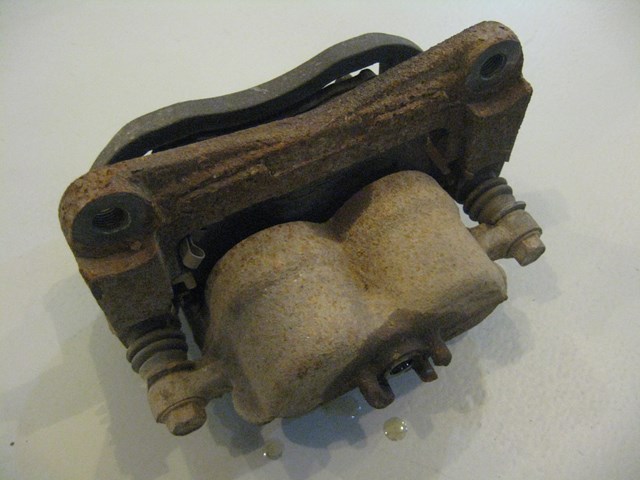 02 Subaru IMPREZA WRX Front Pass. Caliper  R4437